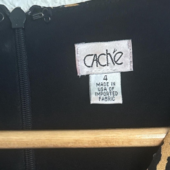 Cache Mini Dress - Picture 6 of 8